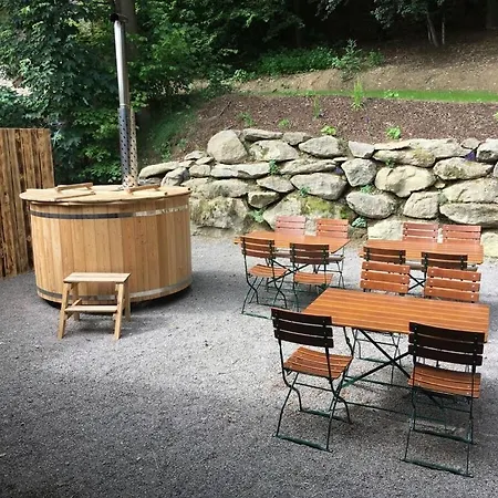 Oberprill Modern Retreat